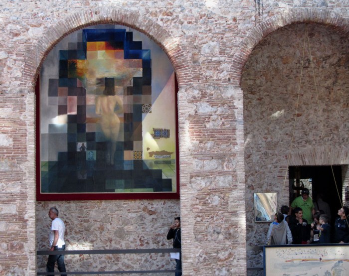 spain-figueres-dali-museum-1